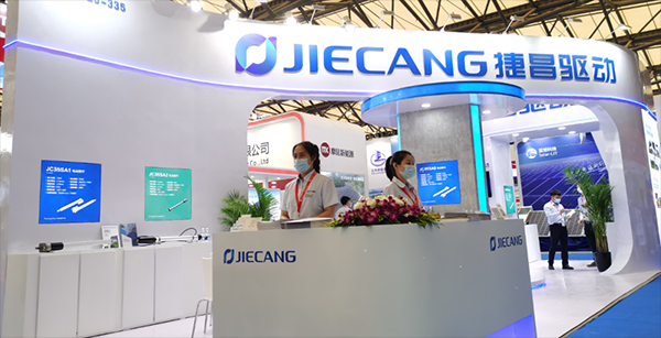 Непосредственно нажмите SNEC 丨 Jiecang Новая система энергетического привода, чтобы помочь ускорить реализацию двойной углеродной цели
